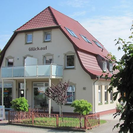 Ferienwohnungen Haus Glueckauf Kölpinsee Kültér fotó